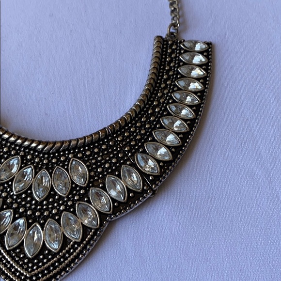 Silver statement necklace - Picture 4 of 6